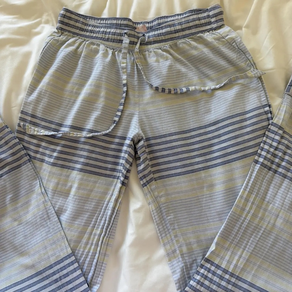 Victoria's Secret Women's Stripped Pajamas